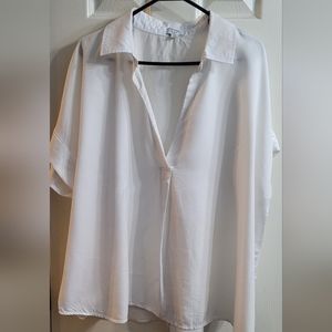 Chic Crown & Ivy blouse